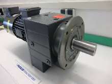  Gear motor LENZE GST09-2M VCK 100C32 ( GST09-2MVCK100C32 ) Neu ! photo on Industry-Pilot